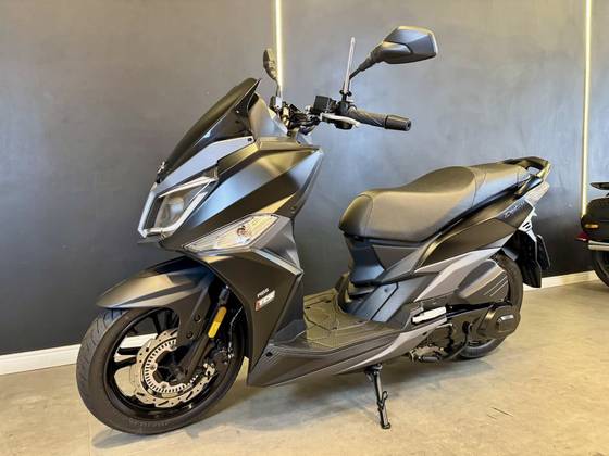 DAFRA CRUISYM 150 DAFRA CRUISYM 150